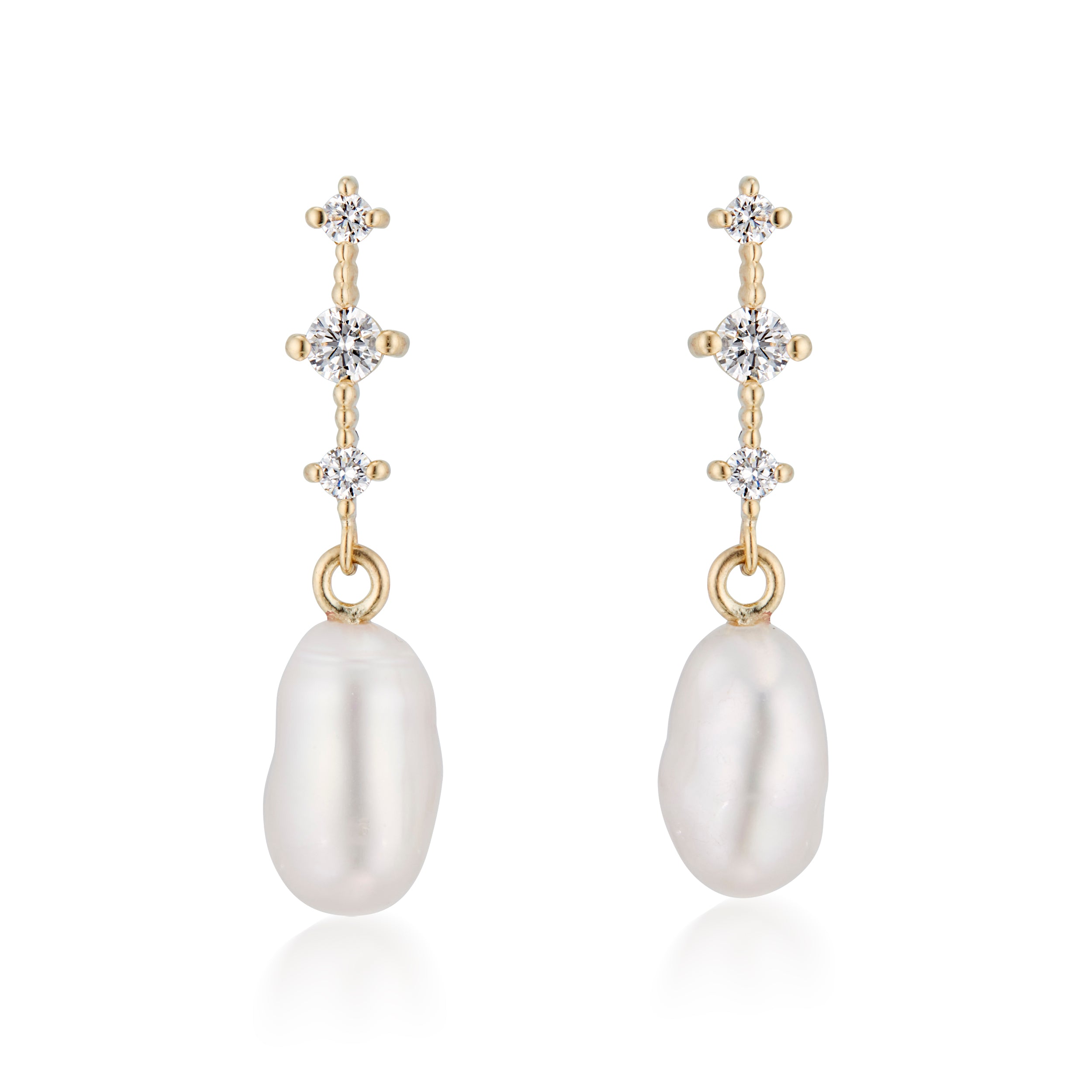 Vale Jewelry Celeste Earrings with White Diamonds and Baroque Peals in Yellow Gold Closeup