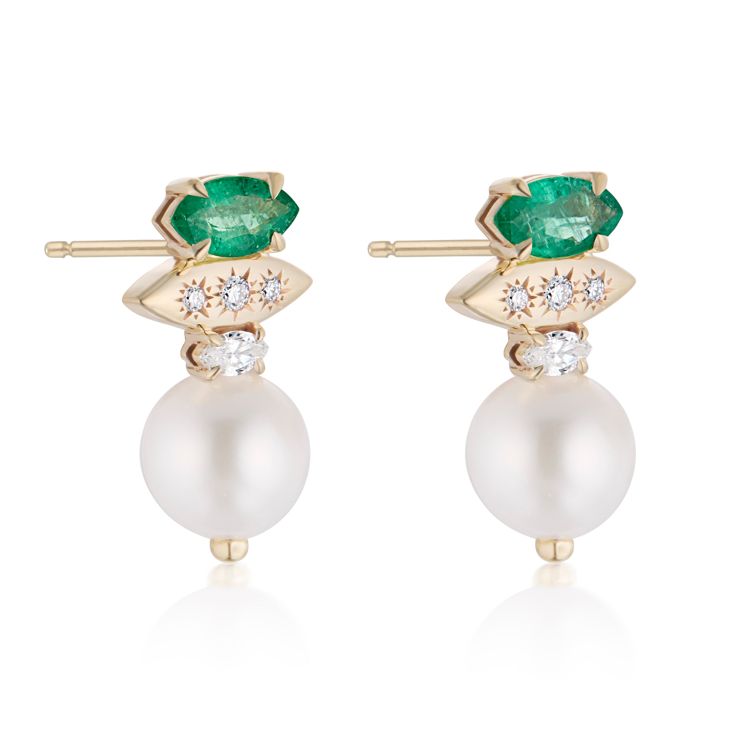 Alt="Vale Jewelry Rainfall Triple Marquise Emerald & Pearl Earrings Yellow Gold 3/4 view"