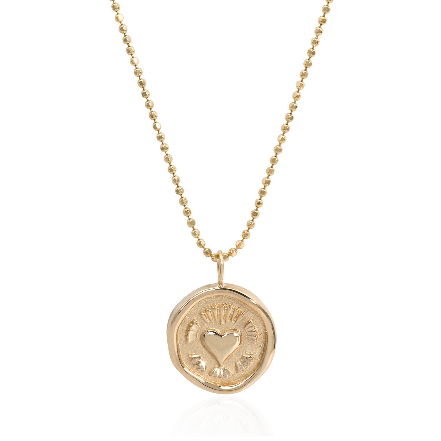 Vale Jewelry Eternal Love Amulet in 14 Karat Yellow Gold Close Up