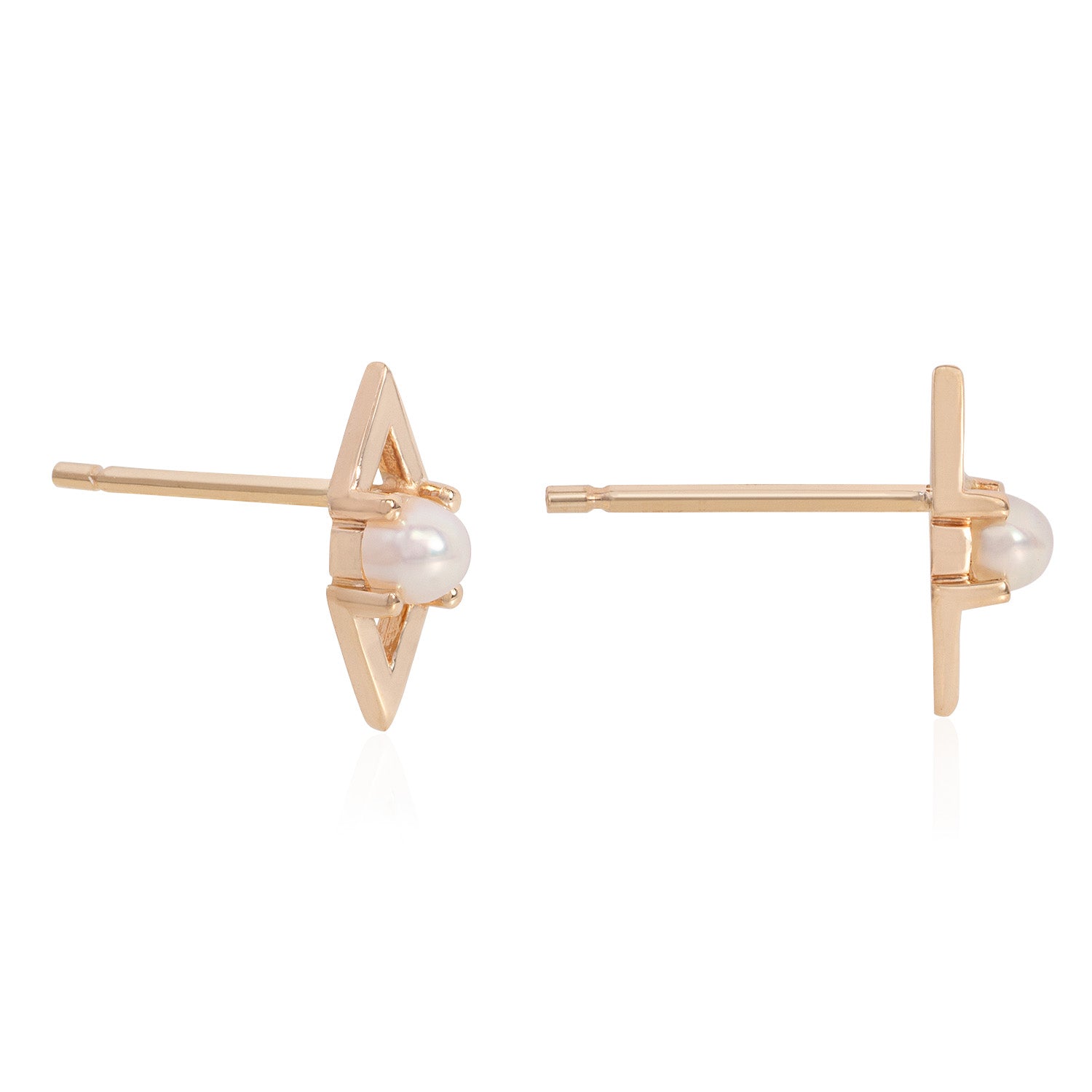 Vale Jewelry Victoire Earrings with Pearl in 14 Karat Yellow Gold Side View