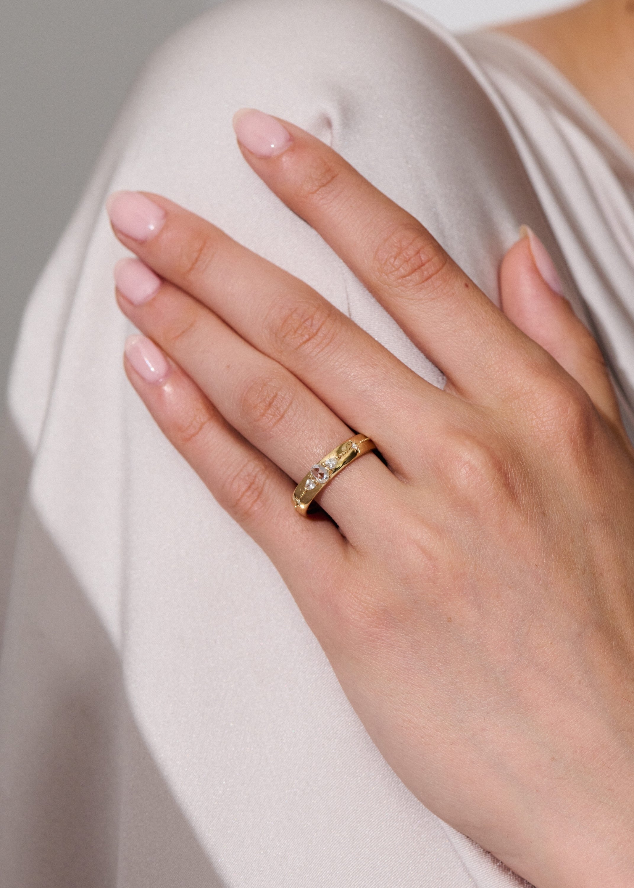 Rainfall 3-Stone Milgrain Band