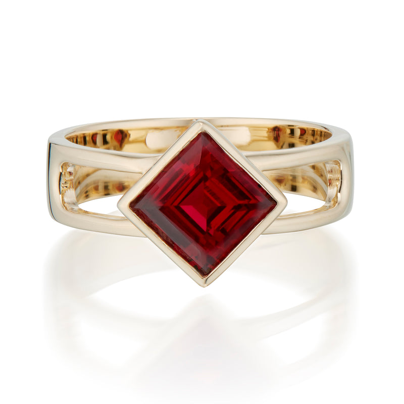 Vale Jewelry Square Garnet Open Lock Ring in Yellow Gold Front View