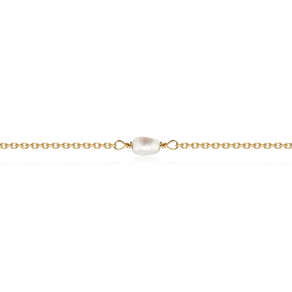 Vale Jewelry Seed Pearl Bracelet in 14K Yellow Gold Close-up