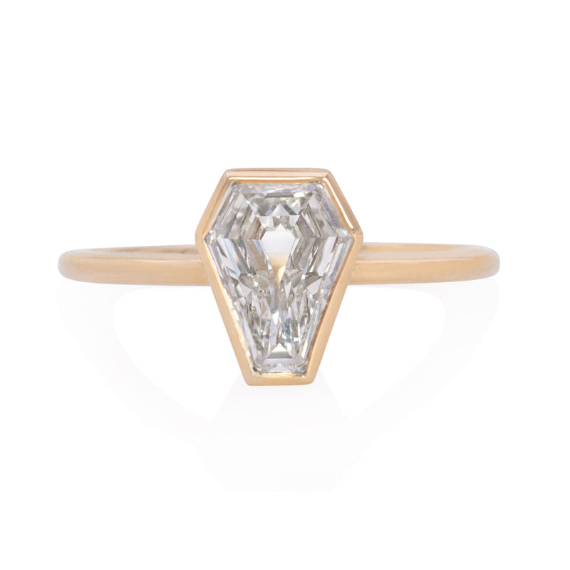 Vale Jewelry OOAK 1.02 Carat Shield Cut White Hexagon Bezeled Diamond Ring in 18 Karat Yellow Gold Front View Bottom