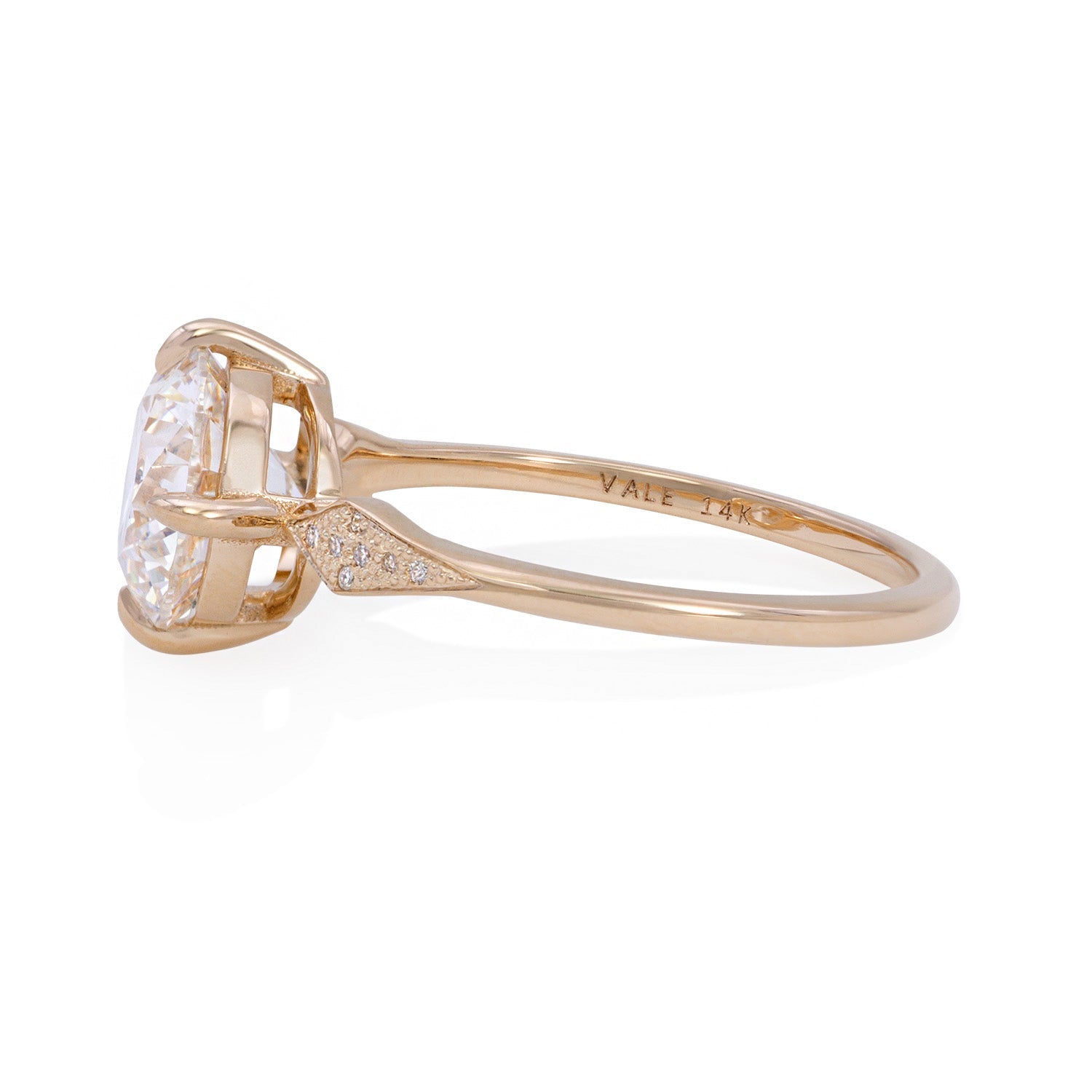 Vale Jewelry Annika Ring with 2.00 Carat Round Brilliant Cut White Diamond and White Diamond Pavé in 14 Karat Yellow Gold Side View