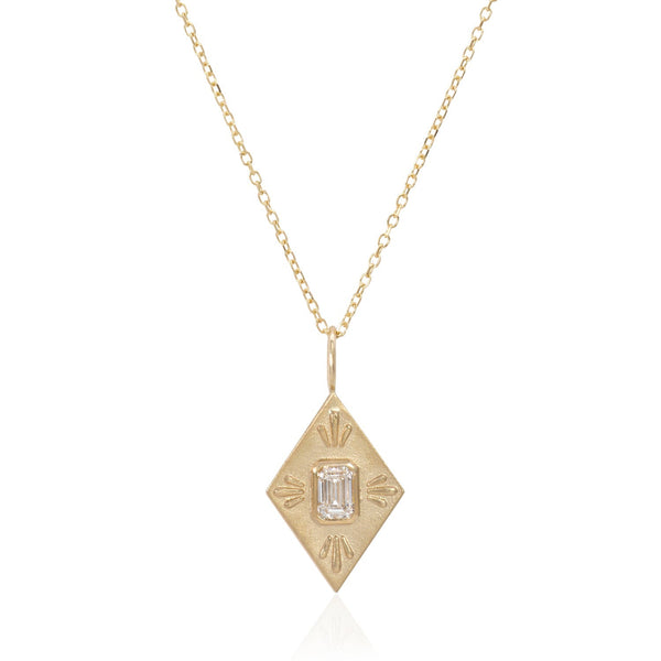 Vale Jewelry Fleche Amulet with White Emerald Cut Diamond on Diamond Cut Cable Chain in 14 Karat Yellow Gold Close Up
