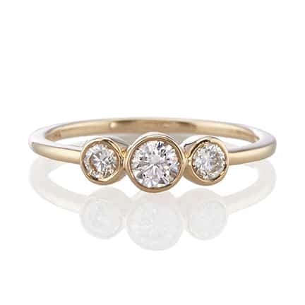 Vale Jewelry Othello Ring with Round Brilliant Cut White Diamonds in 14 Karat Yellow Gold Front View